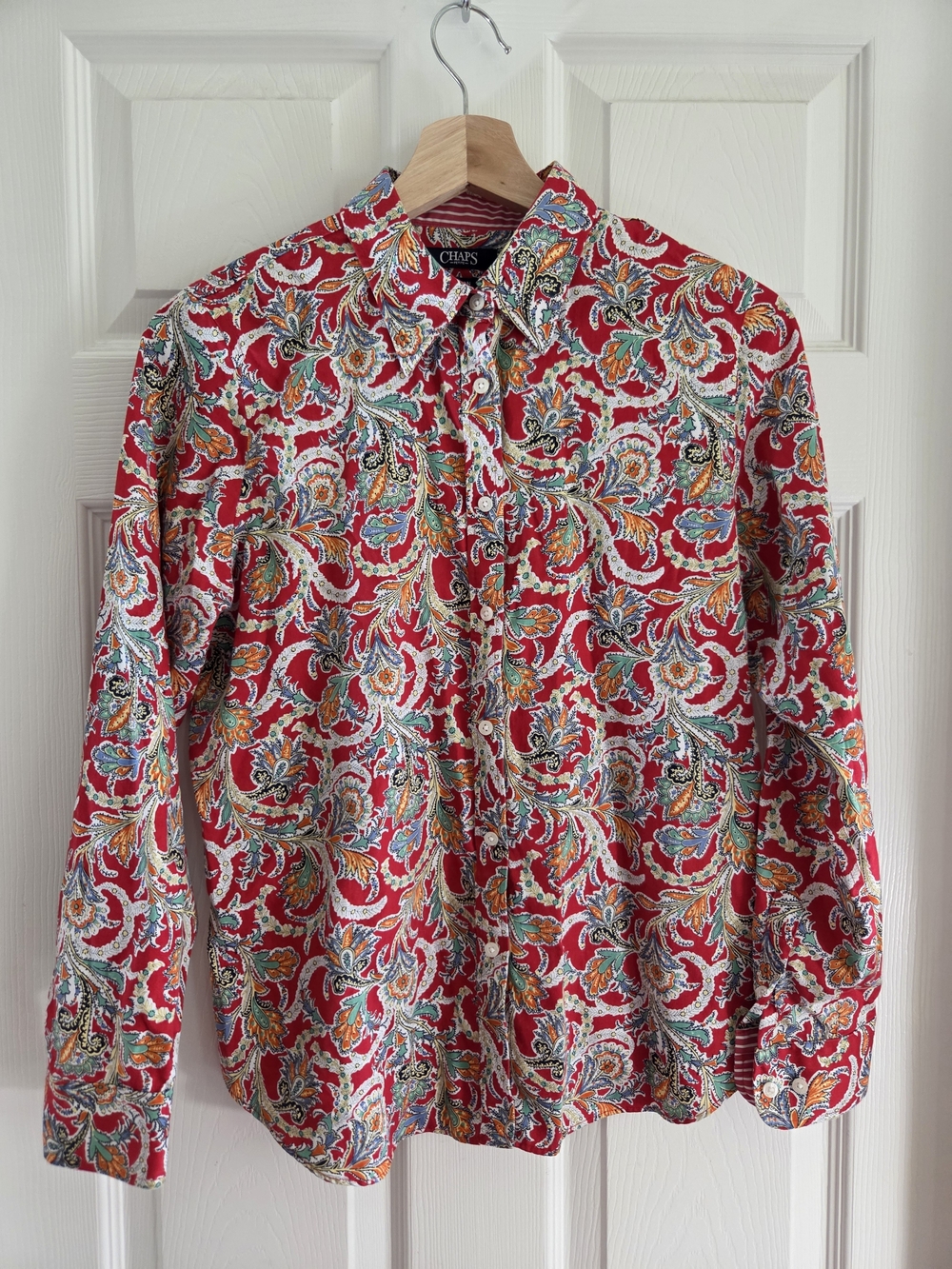 Chaps Women’s Red Multicolor Paisley Button-Down Shirt - Picture 2 of 4